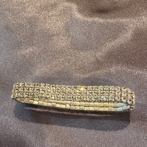 Elegant Silver Rhinestone Stretch Bracelet